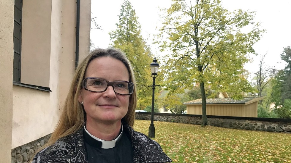 "Vi håller på att mobilisera och titta över vad vi kan göra i församlingen", säger Oxelösunds församlings kyrkoherde Magdalena Fors.