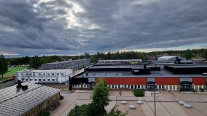 Elva grader i klassrummen på modulskolan – då måste Hertsöelever jobba hemifrån •&nbsp;Rektorn: "Vi är väl inte så nöjda"