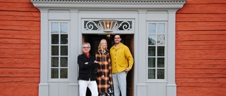 Paret bygger nytt 1700-talshus i Ljungsbro – nu ska de vara med i tv • "Kanske aldrig någonsin blir klart"