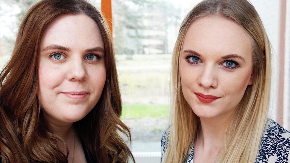 Linnéa Bohlin och Amanda Karlsson lanserade i förra veckan "Mordpodden" på Itunes. Nu ligger de etta.
