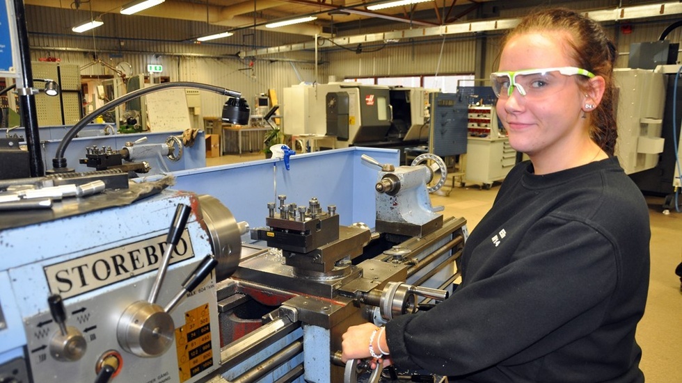 Elin Hjelte, elev på gymnasieskolan, är inne på sista terminen och berättar att hon uppskattat utbildningen. Foto: Alf Wesik