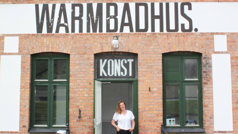 Ylva Sandström ställer ut sin konst på Warmbadhuset.