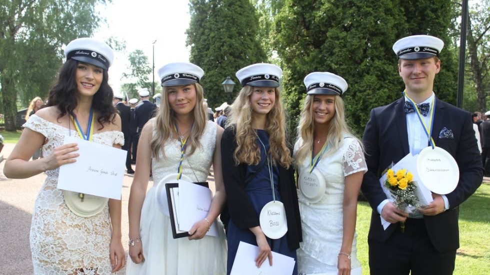 Ardiana Gimolli, Adelinn Westerling, Linnéa Kristedal Asp, Mimmi Andersson och Alexander Johansson fick stipendium för bästa betyg.