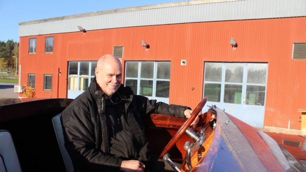 – Båten har plats för fem personer, säger Per-Åke Olsson