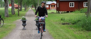 Nu kommer den cyklande landshövdingen!