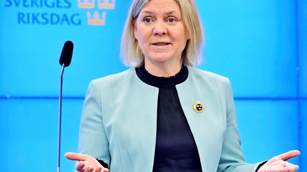 Statsminister Magdalena Andersson omnämns i debattartikeln om flyktingar. 