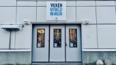 Hot mot skola i Luleå • Bevakas av väktare• "Varning också mot en anställd"