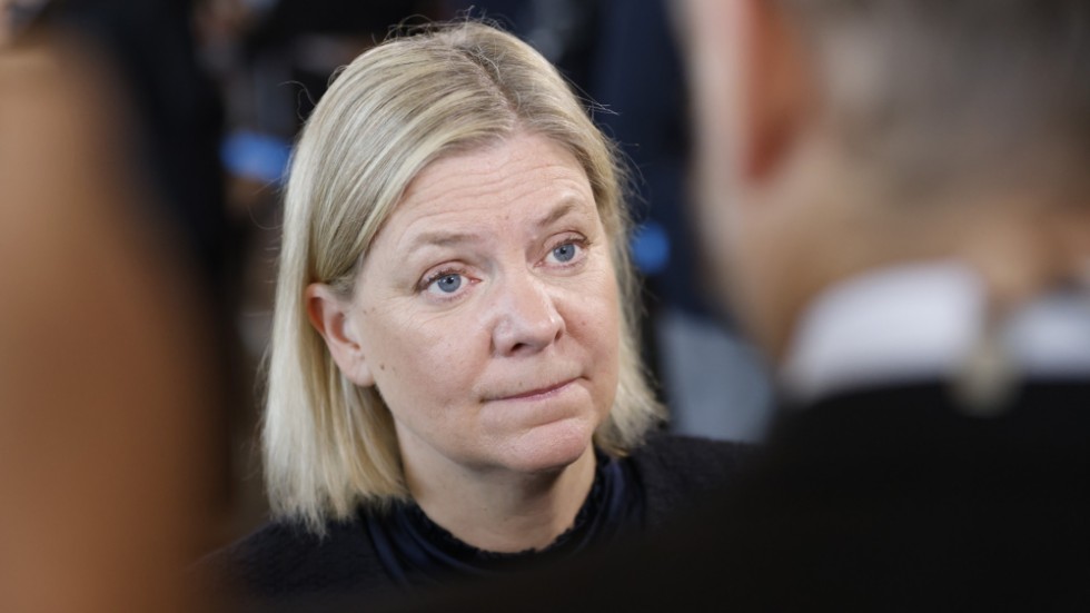 Den just avgångna statsministern och S-ledaren Magdalena Andersson saknar besked om mer pengar till skolan, sjukvården och omsorgen i den nye statsministern Ulf Kristerssons regeringsförklaring.