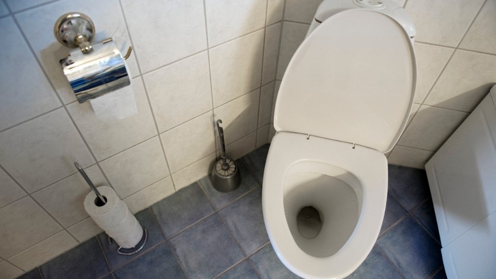Nu får Unnarydsborna återigen spola i toaletten efter ett kemikalieutsläpp på måndagen Arkivbild.