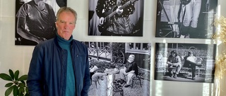 Succé för utställning: Lasse Johanssons rockbilder drar fulla hus i Katrineholm