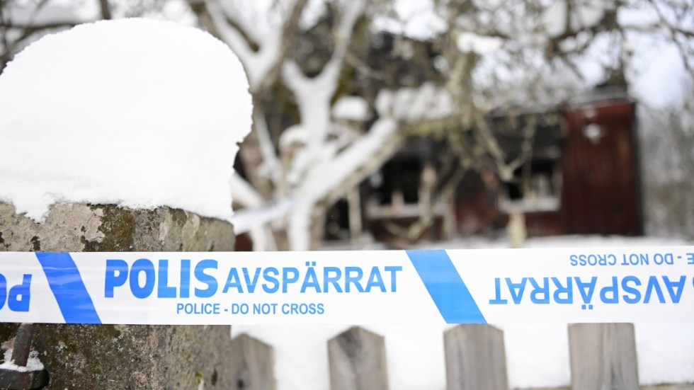 Tre ungdomar åtalas nu för bland annat mord, efter en brand i en villa utanför Nässjö tidigare i år.