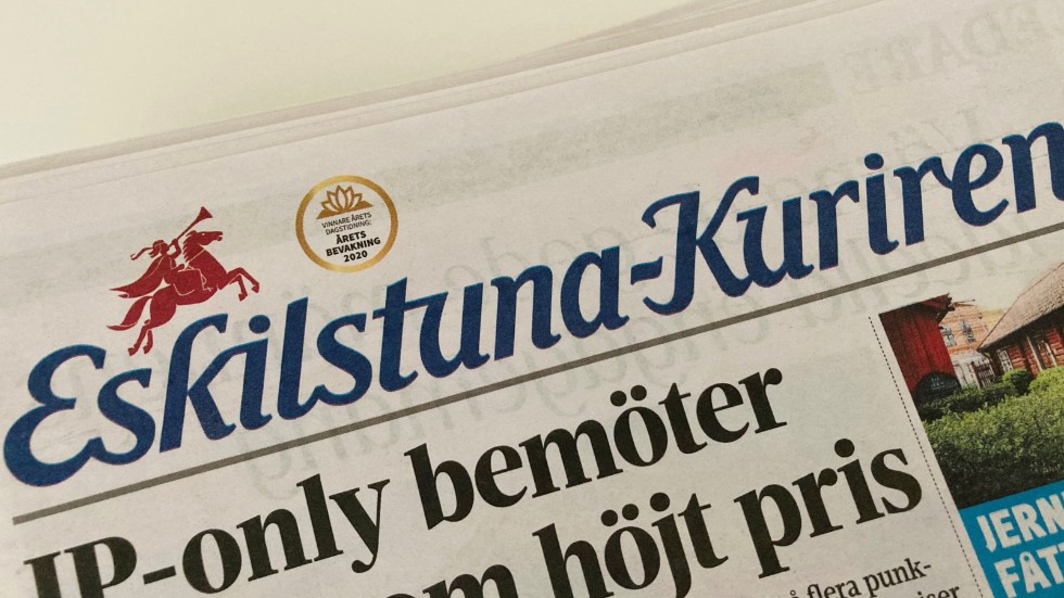 Insändarskribent Olof Larsson kritiserar Eskilstuna-Kurirens bevakning. Chefredaktör Eva Burman svarar.