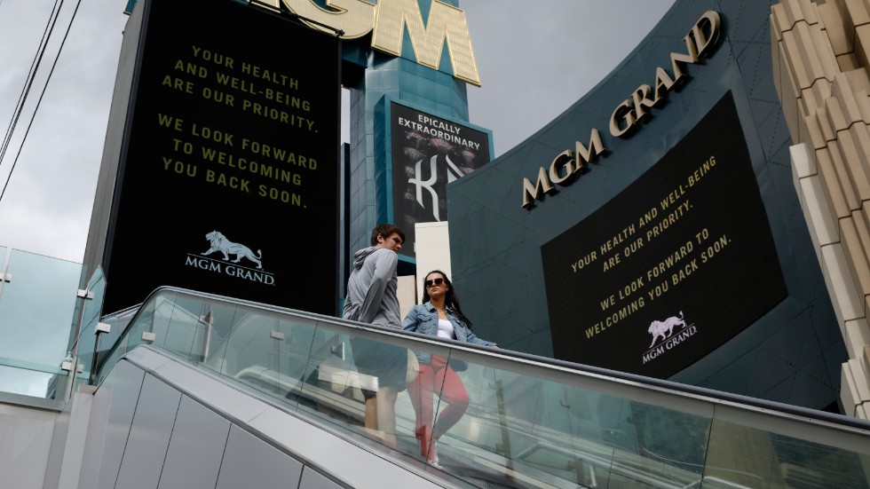 Bild utanför MGM:s Grand Hotell Kasino den 16 mars 2020 när det stängde på grund av pandemin. Arkivbild.