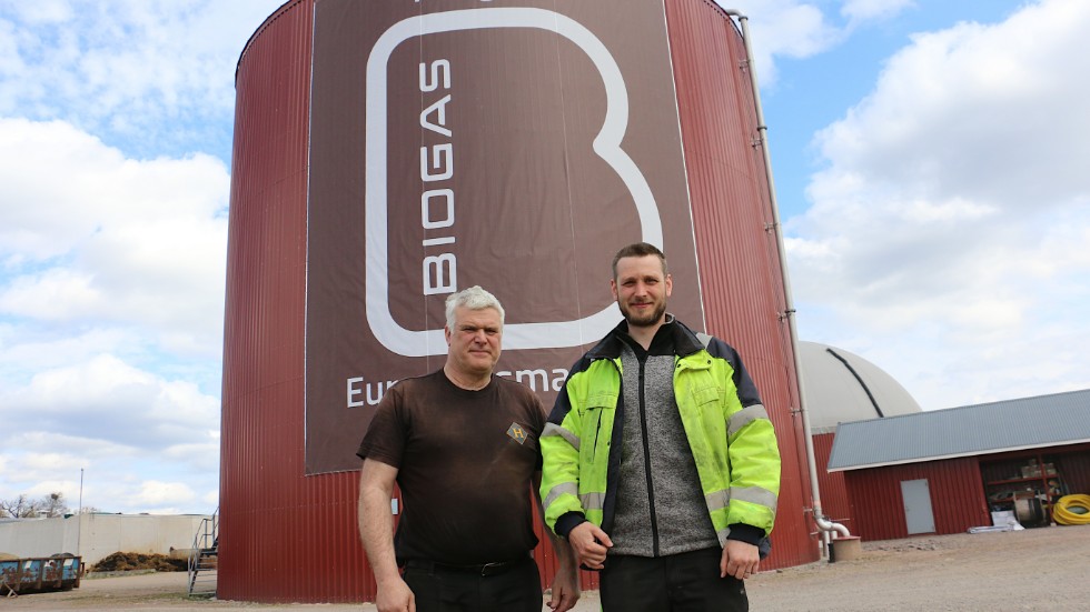 Åke och Tom Birgersson jobbar vidare för att utveckla sin biogasanläggning i Hagelsrum. Och ett kraftfullt klimatbidrag gör det lättare att få pusselbitarna på plats.