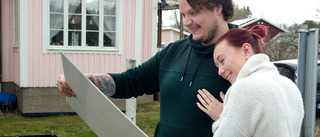 Angelica och Gustaf tog hem drömvinsten – ett nytt hus: "Så himla overkligt"