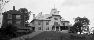 I Mörlundabornas minnen lever slottet i Ryningsnäs kvar, trots att det revs för över femtio år sedan