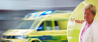 Ambulansbrist efter fler än 1000 larm – sjuka tvingades åka polisbil till lasarettet