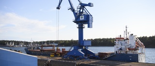 Kritik när ryskt fartyg lossar i Sverige