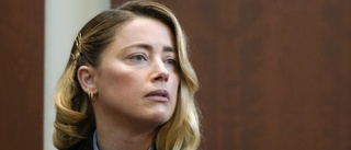 Amber Heard vittnar i rättegången: "Smärtsamt"