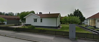 Fastigheten på adressen Ludvigsdalsvägen 20 i Västervik såld på nytt - har ökat mycket i värde