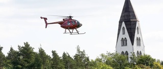 Därför flyger helikoptern lågt över Gotland