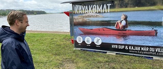 Succé för kayakomaten i Bredsand • Enköpingsborna paddlar gärna i sommar 