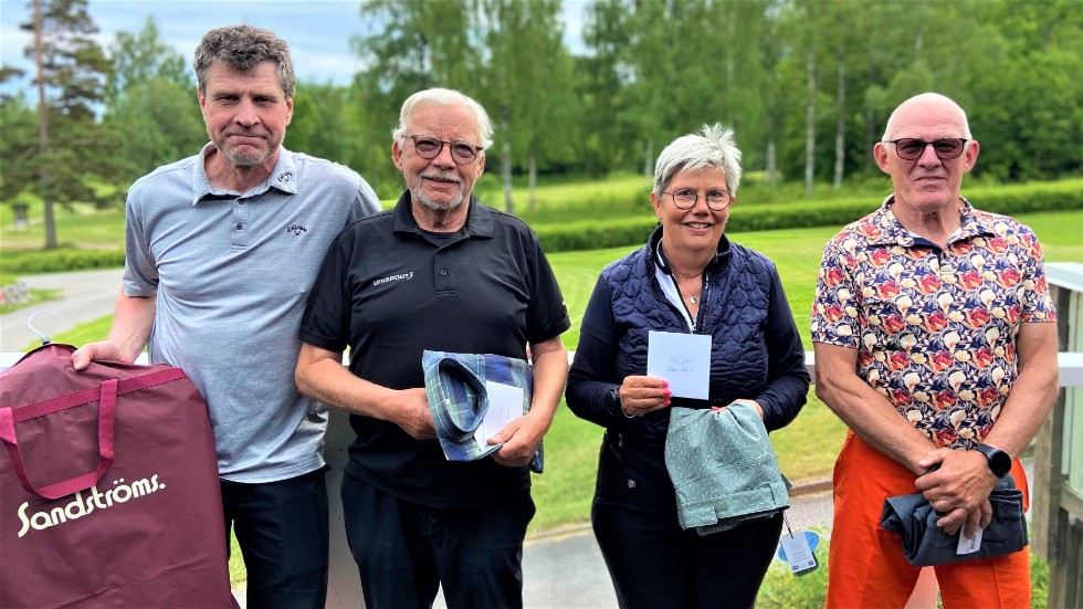 Här är vinnarna i Sandströms Modehus, som avgjordes på Tobo. Från vänster: Roger Anemyr, Bert Wäring, Benita Sohlin och Leif Lätt.