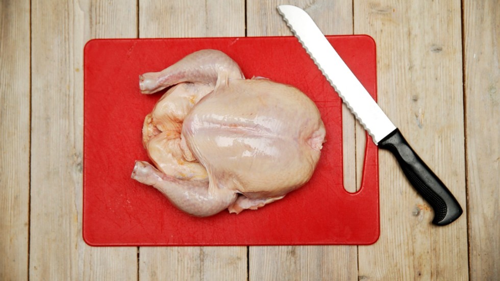 Insändarskribenten vill att vi ska värna om, och bevara, svensk kyckling. 