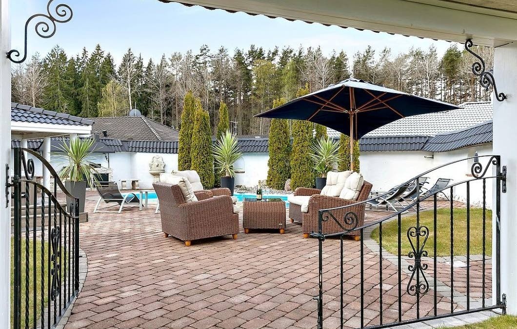 Jocke och Jonna har köpt sitt drömhus