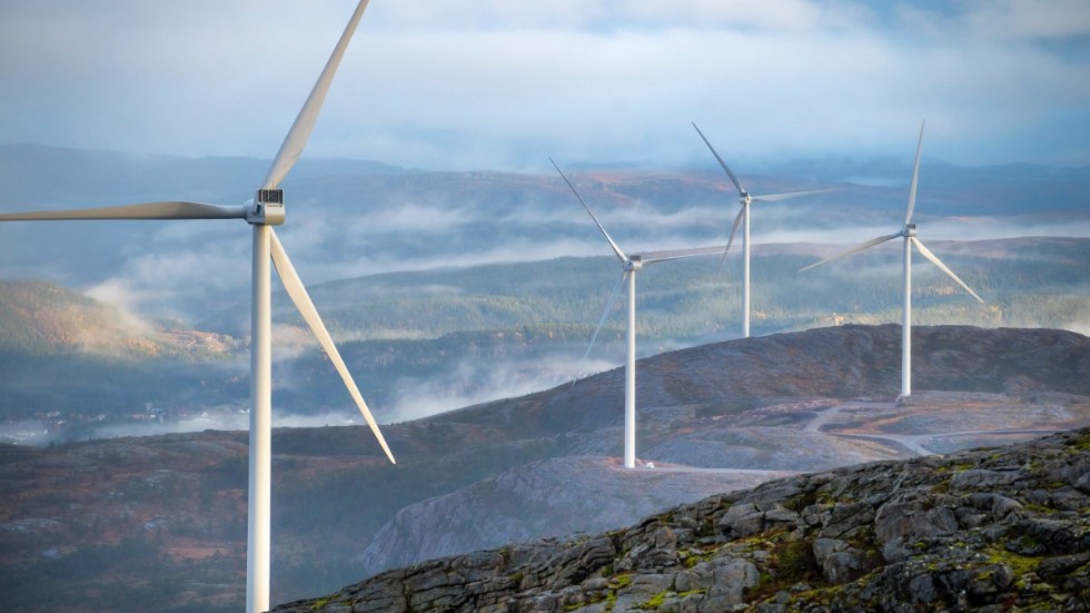 Den enda energikälla med potential att på kort sikt kunna ge Sveriges gröna industrier den energi de behöver är vindkraften, skriver bland andra riksdagsledamoten Lorentz Tovatt (MP).