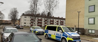 Polispådrag i Katrineholm efter larm om beväpnad person