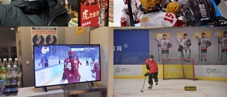 Inget Sverigebesök i sikte för hockeytränaren Johan i Wuhan • ”Vi har följt OS frenetiskt”