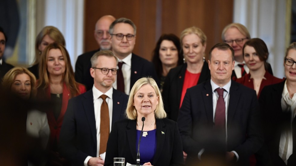 Statsminister Magdalena Andersson (S) framträder med sina nya ministrar under pressträffen efter regeringsförklaringen i i riksdagen.