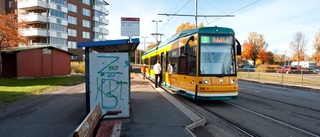 Elevassistent varnar för följderna om skolan läggs ned