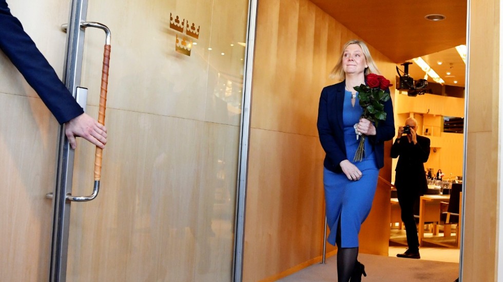 Magdalena Andersson (S) är Sveriges första kvinna på statsministerposten. Det är en historisk dag, även om det sker i en partipolitiskt stökig samtid.
