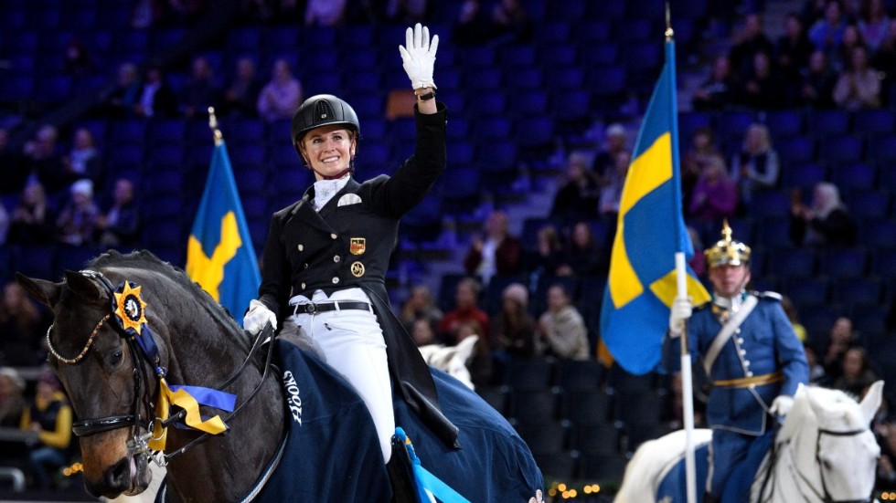 Tyskan Jessica von Bredow-Werndl och Dalera vann dagens grand prix.