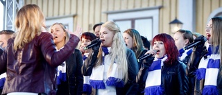 Pampigt firande i Torshälla lockade tusentals