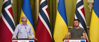 Norges statsminister i Kiev – lovar miljardstöd