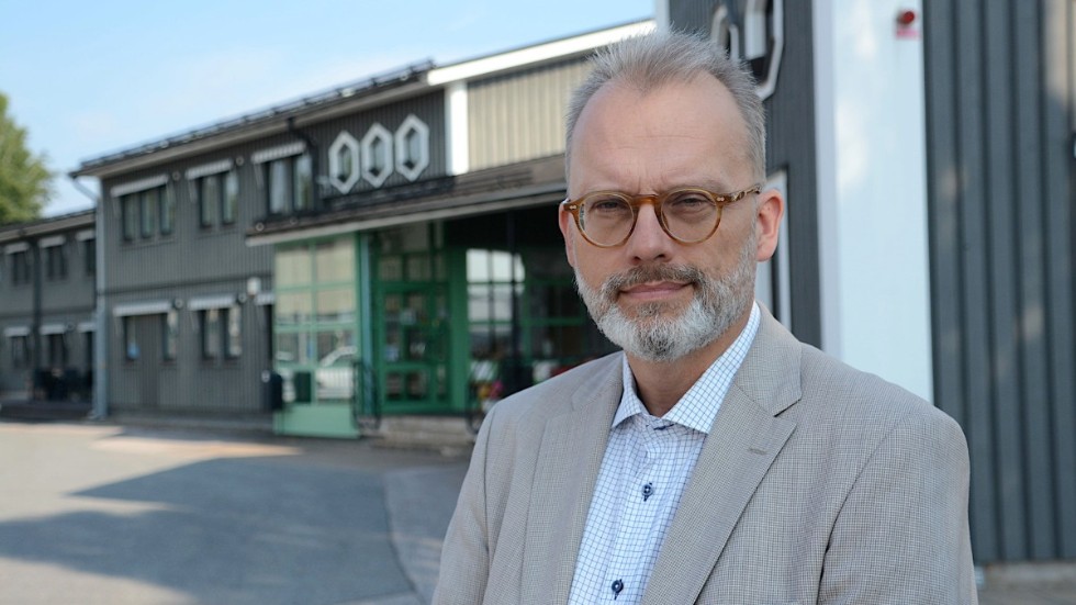 Olle Fogelin, vd för Vemab i Vimmerby, ser flera positiva effekter av etableringen av ett batterilager i Vimmerby . Något det kommunala bolaget också utreder.