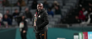 Zambias tränare uppges tagit på spelares bröst