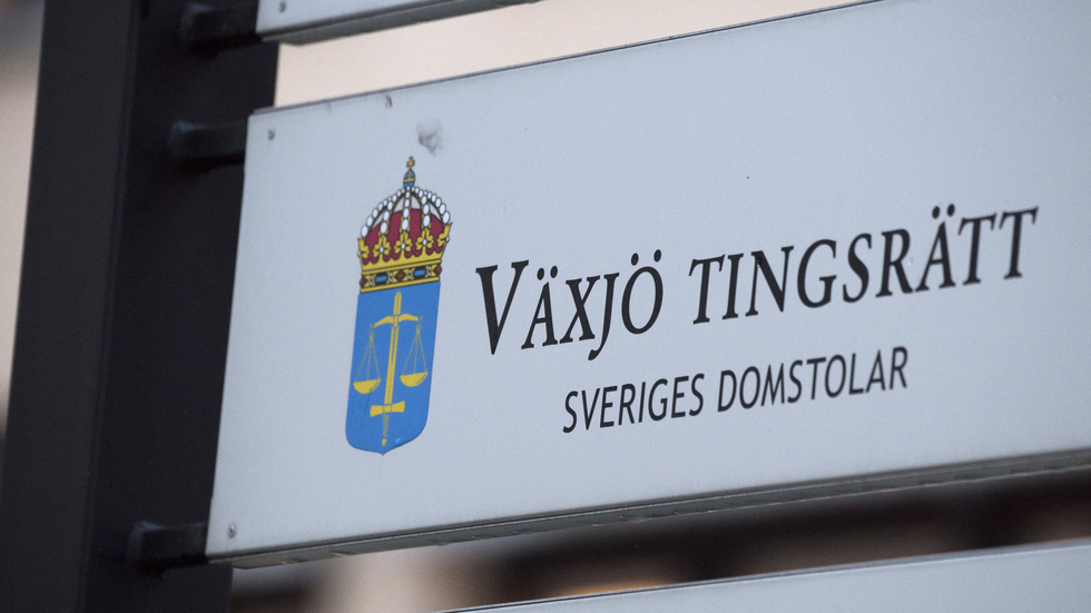 En man som suttit häktad för mord på sin mamma Växjö har släppts av Växjö tingsrätt. Arkivbild.