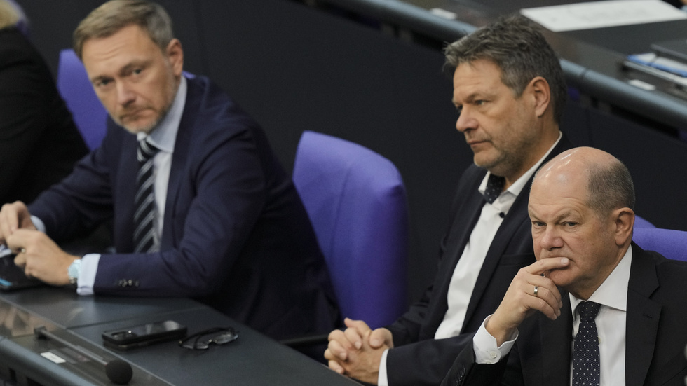 Tysklands finansminister Christian Lindner, näringsminister Robert Habeck och förbundskansler Olaf Scholz under en budgetdebatt i förbundsdagen förra veckan.