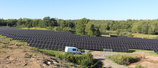 Här färdigställs kommunens första stora solcellspark