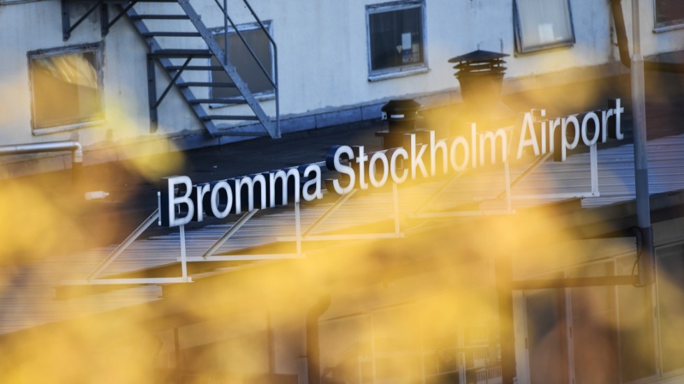 En klimataktion genomfördes på Bromma flygplats under söndagsförmiddagen. Arkivbild.