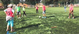 Gåfotbollen har fått fäste på Björkskatan i Luleå