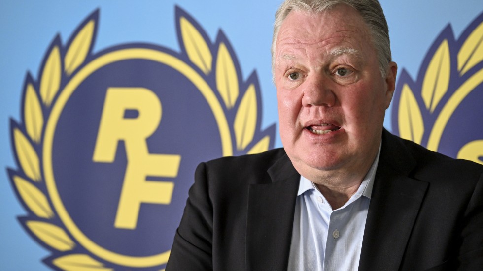 Karl-Erik Nilssons framtid som Riksidrottsförbundets ordförande är ifrågasatt efter att han, i sin roll som vice ordförande för Europeiska fotbollsförbundet, röstat för att släppa in ryska ungdomslag i europeiska tävlingar. Arkivbild.