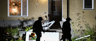 Flera skadade i explosion i flerfamiljshus