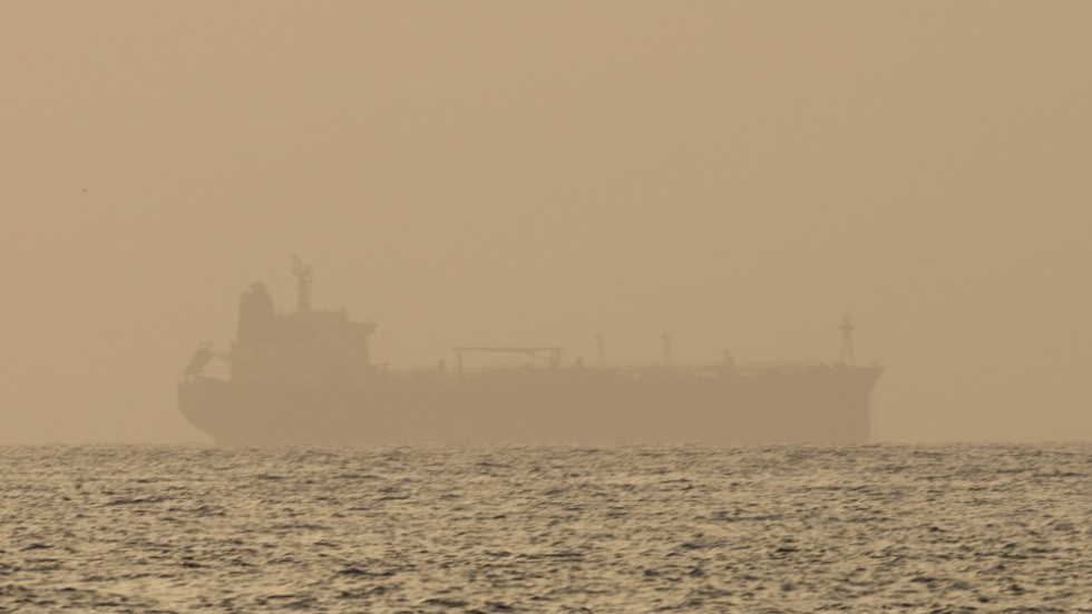 Omkring 600 fartyg används runt om i världen för att frakta rysk olja, enligt oljehandelskoncernen Trafigura. Arkivbild