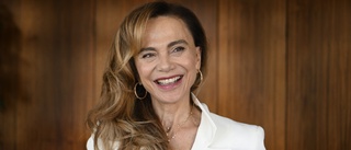 Lena Olin läser "Nyårsklockan"