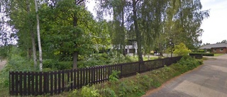 304 kvadratmeter stor 60-talsvilla såld i Katrineholm - pris: 7 000 000 kronor